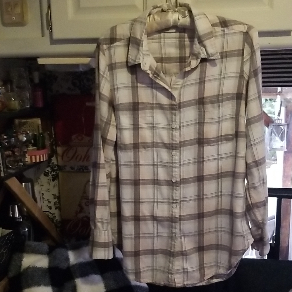 2 for $15--Casual Pink/Grey Plaid on white cotton Shirt